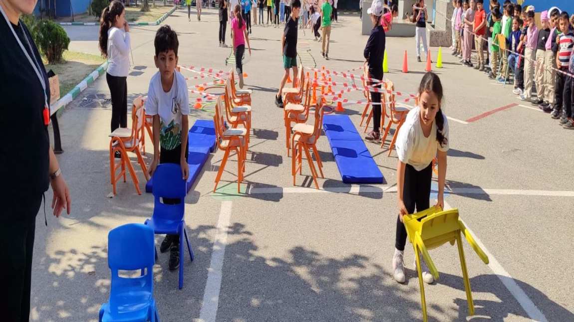 Spor Şenliğinde Eğlendik, Öğrencik, Spor Yaptık.